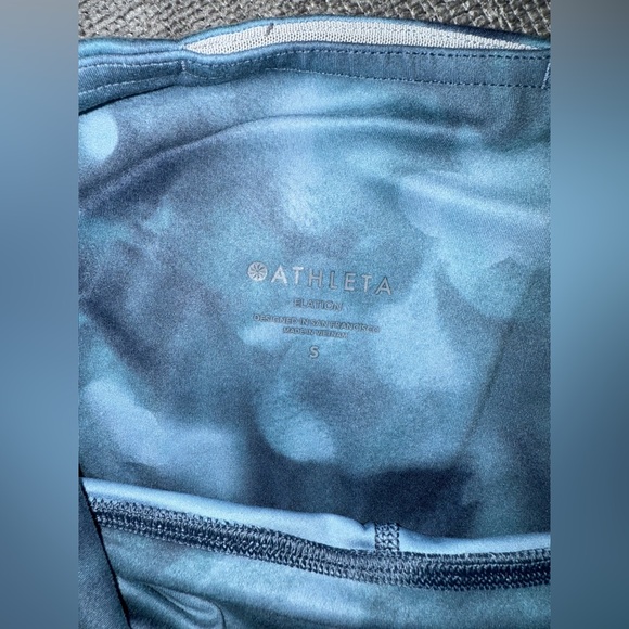 Athleta Elation Printed 7/8 Tight Leggings in Serene Riviera Blue Size Small - Picture 7 of 8